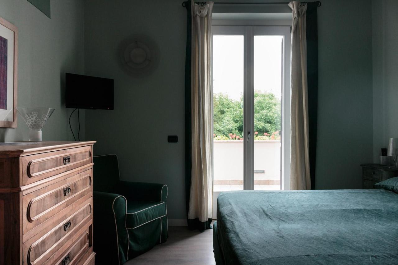 B&B A Ca' Minore Franciacorta Passirano ภายนอก รูปภาพ